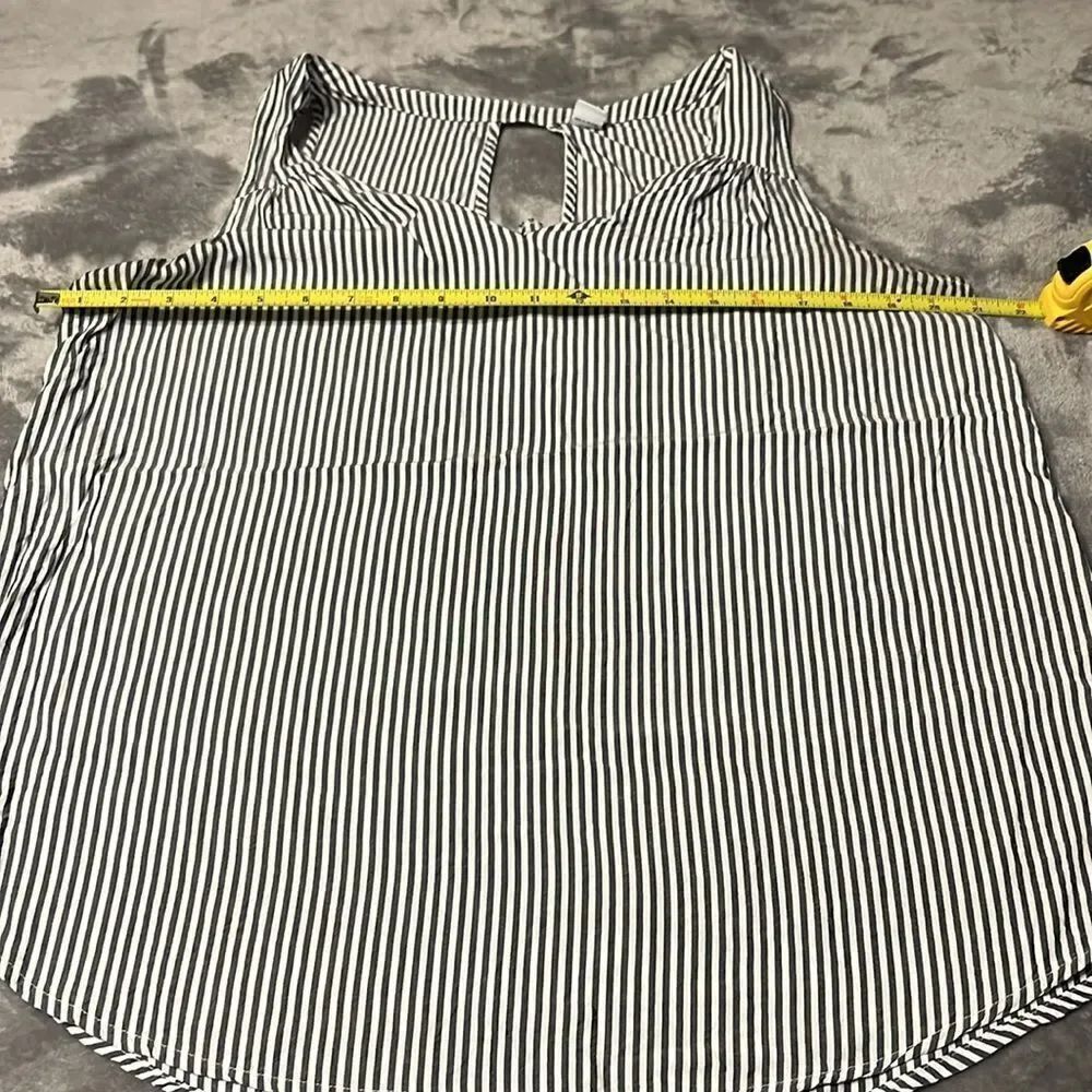 Old Navy Striped Tank Top - Picture 2 of 6